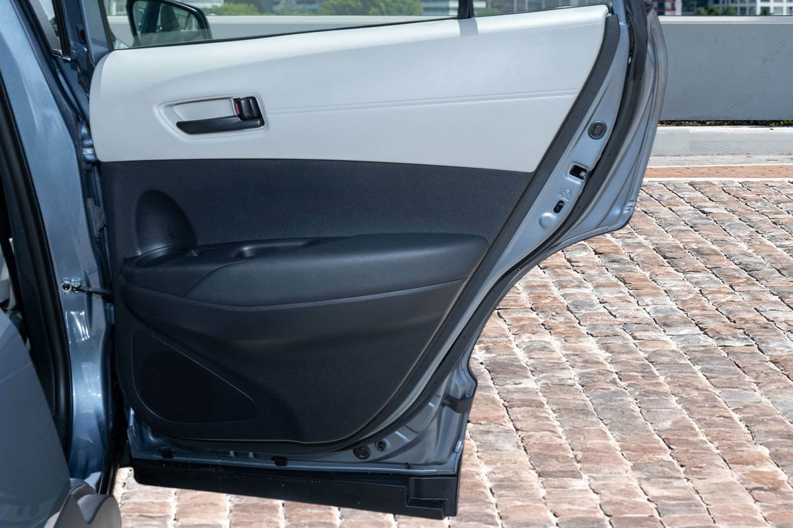 Used 2023 Toyota Corolla Cross L FWD image 13