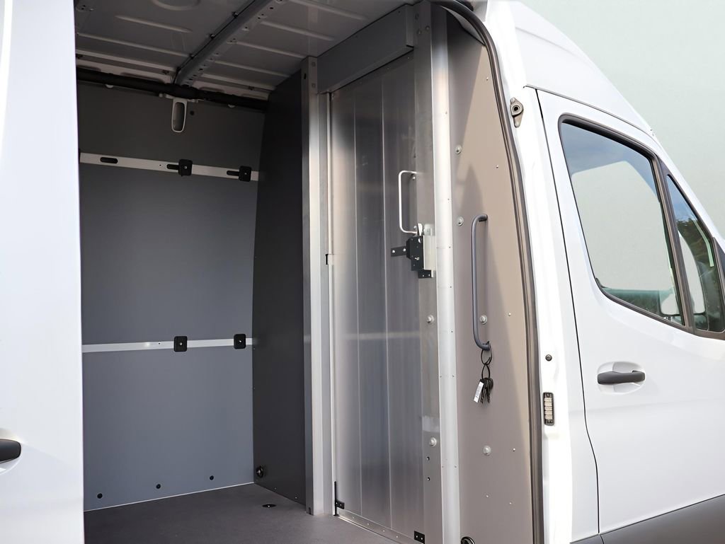 New 2026 Mercedes-Benz Sprinter 144 Cargo image 18