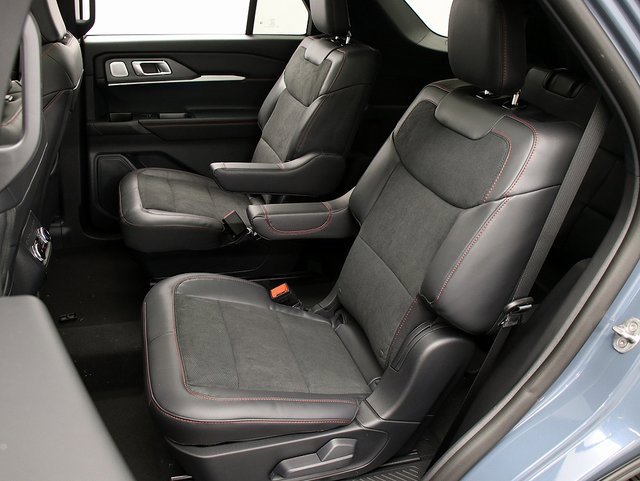 New 2026 Ford Explorer ST image 11