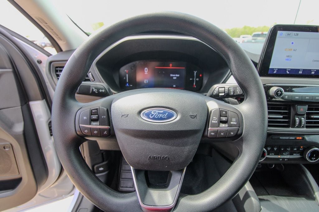 Used 2025 Ford Escape Active FWD image 19