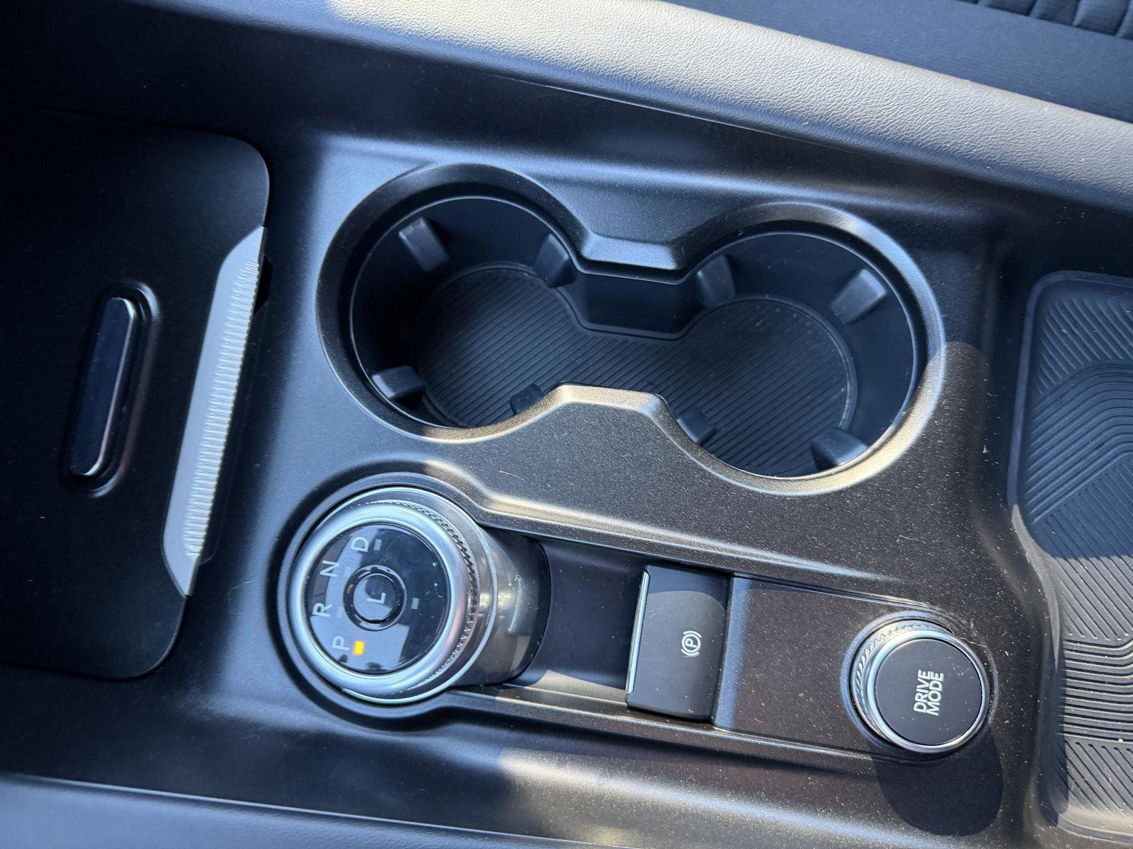 Used 2025 Ford Explorer ST-Line w/ ST-Line Street Pack image 17