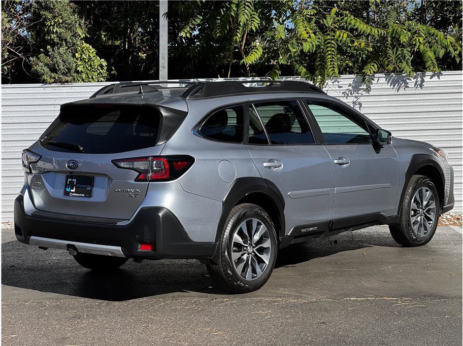 Used 2023 Subaru Outback Limited XT AWD/4WD image 12