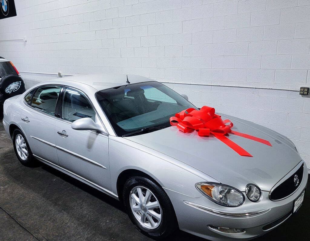 Used 2005 Buick LaCrosse CXL w/ Chrome Appearance Package FWD image 4