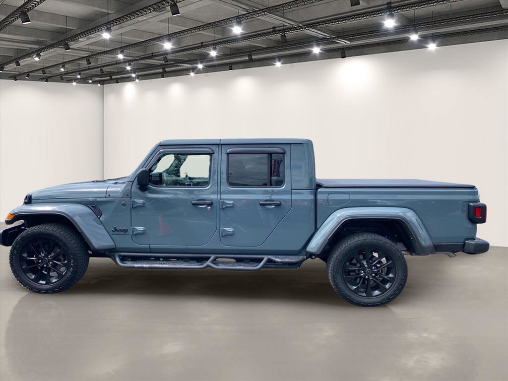 Used 2024 Jeep Gladiator Sport AWD/4WD image 4