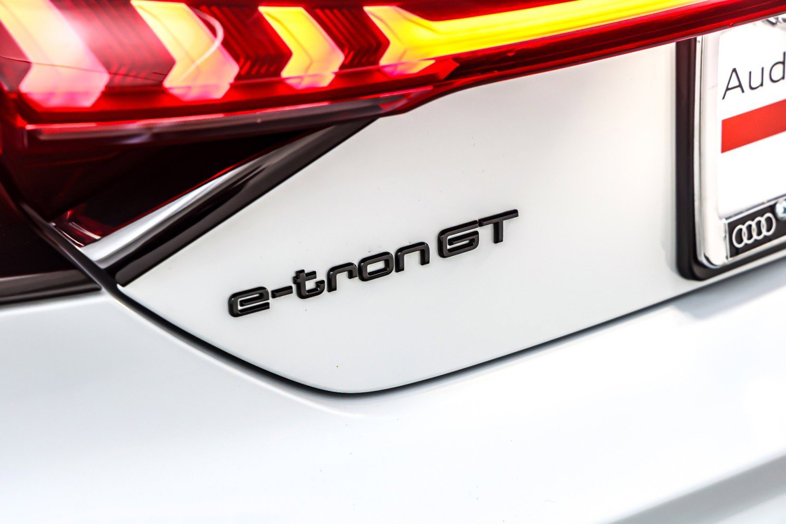 Used 2024 Audi RS e-tron GT image 10