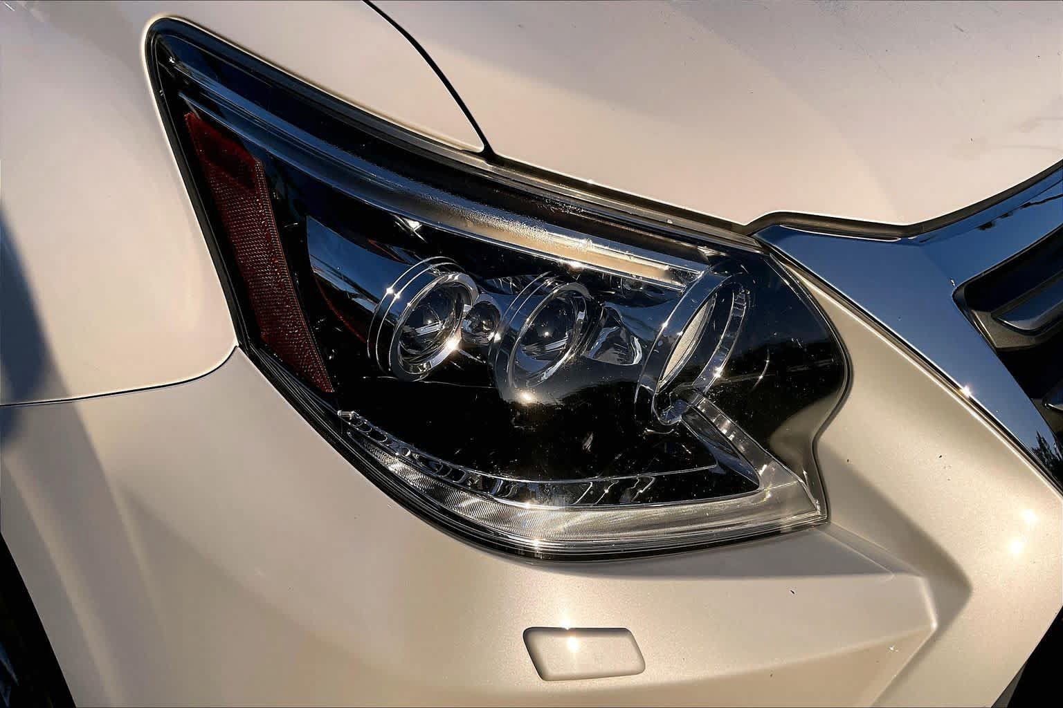 Used 2019 Lexus GX 460 Premium AWD/4WD image 27