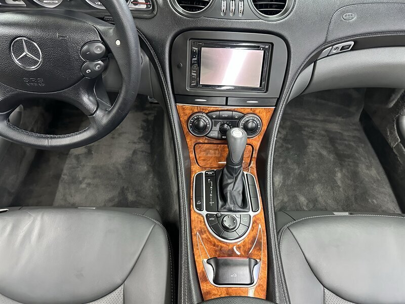 Used 2005 Mercedes-Benz SL 55 AMG image 23