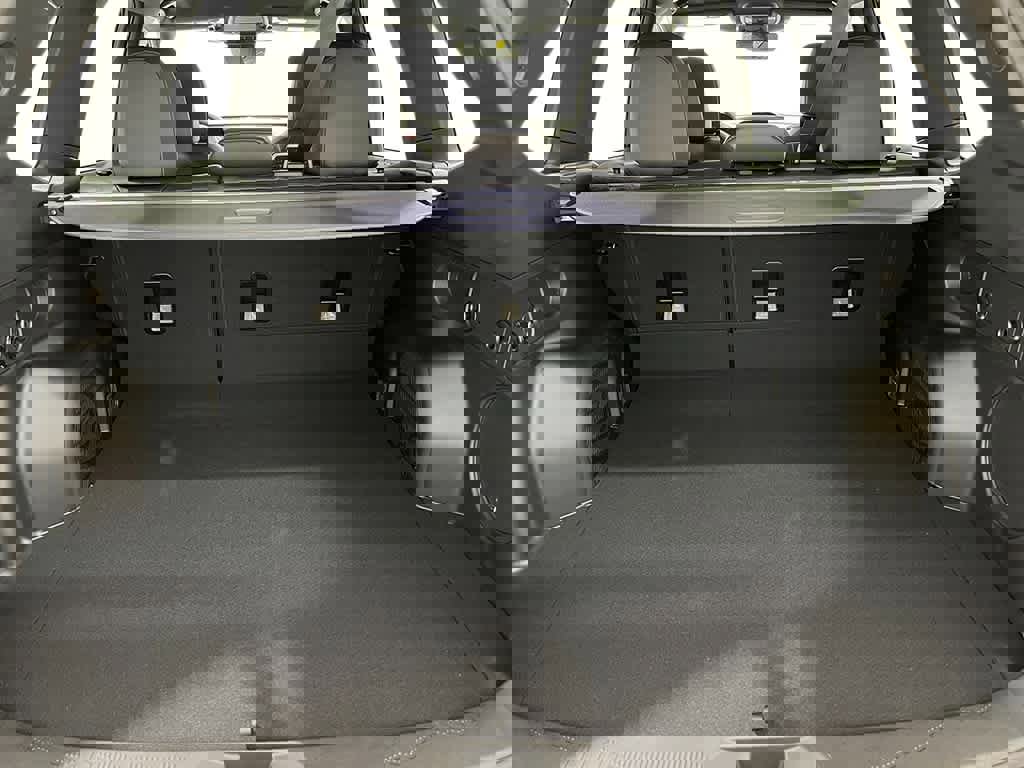 Used 2025 Subaru Forester Sport image 24