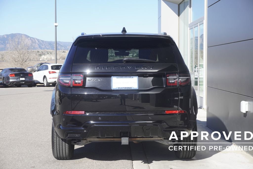 Used 2025 Land Rover Discovery Sport Dynamic SE image 6