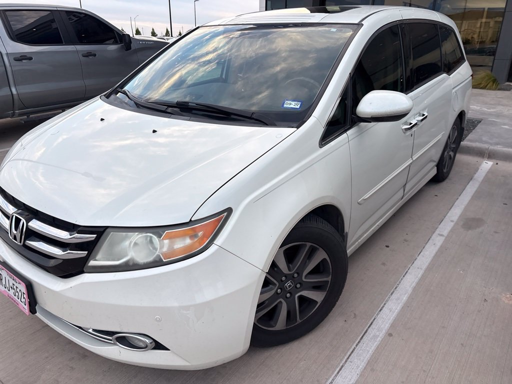 Used 2014 Honda Odyssey Touring Elite image 2