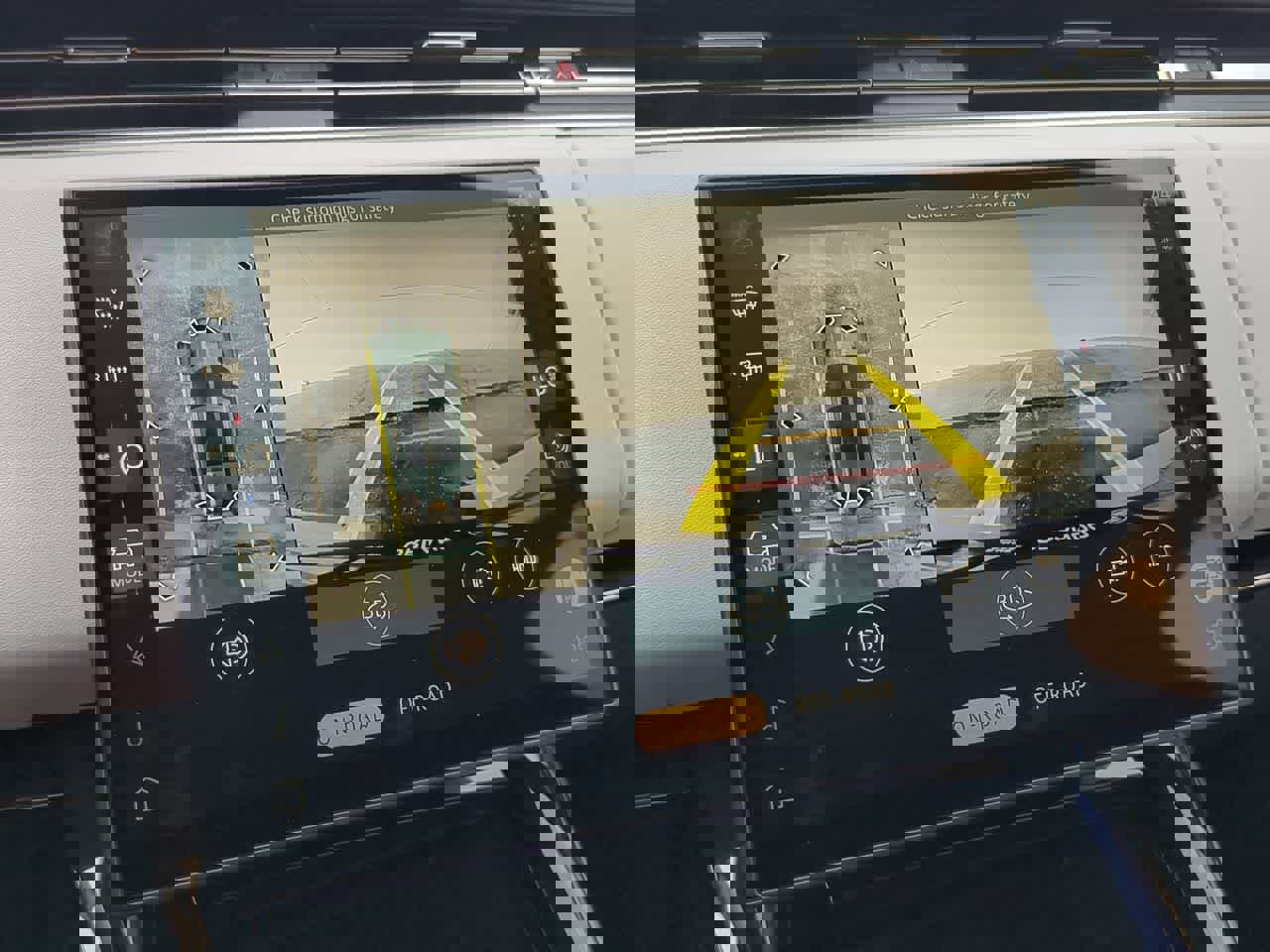 Used 2025 Land Rover Range Rover Sport Dynamic SE image 32