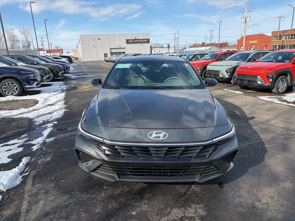 New 2026 Hyundai Elantra Sport image 2