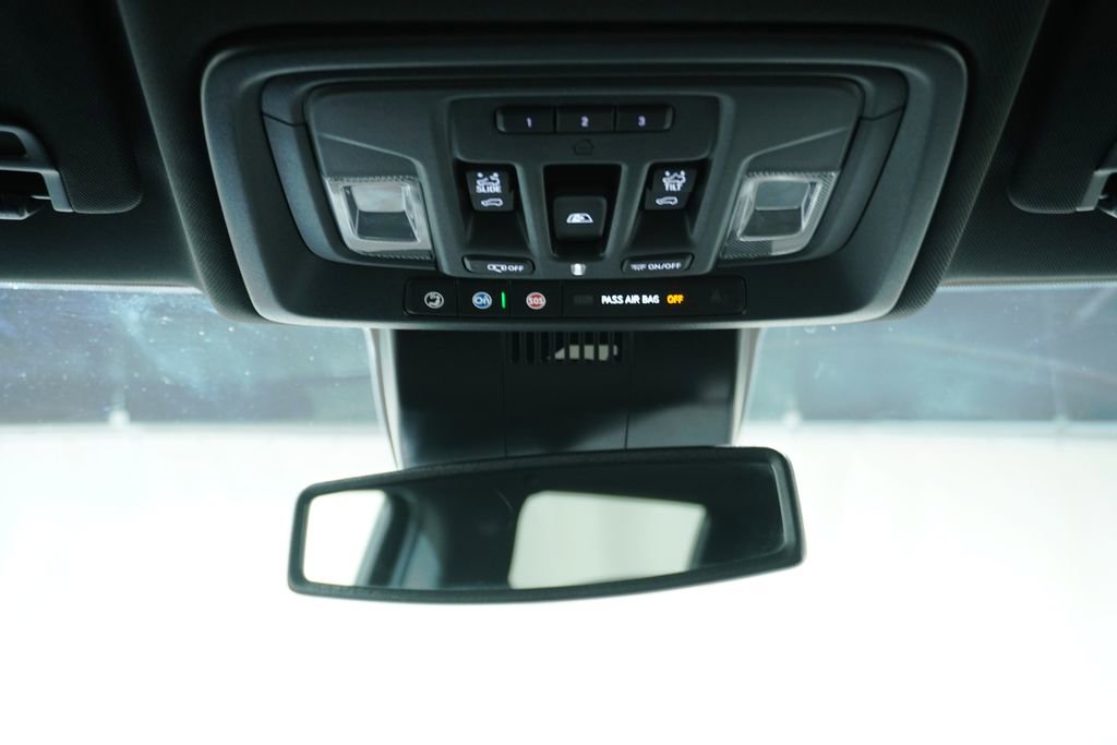 Used 2022 GMC Sierra 1500 AT4 w/ AT4 Preferred Package image 21