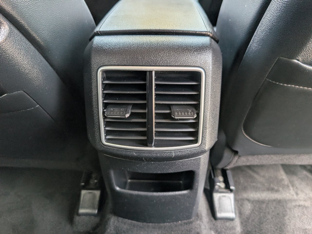 Used 2023 Kia Sportage EX AWD/4WD image 7