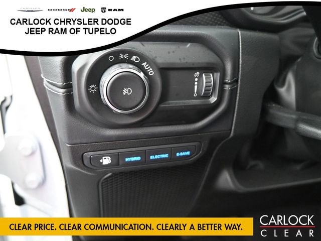 Used 2025 Jeep Wrangler Unlimited Rubicon 4xe w/ Convenience Group image 15