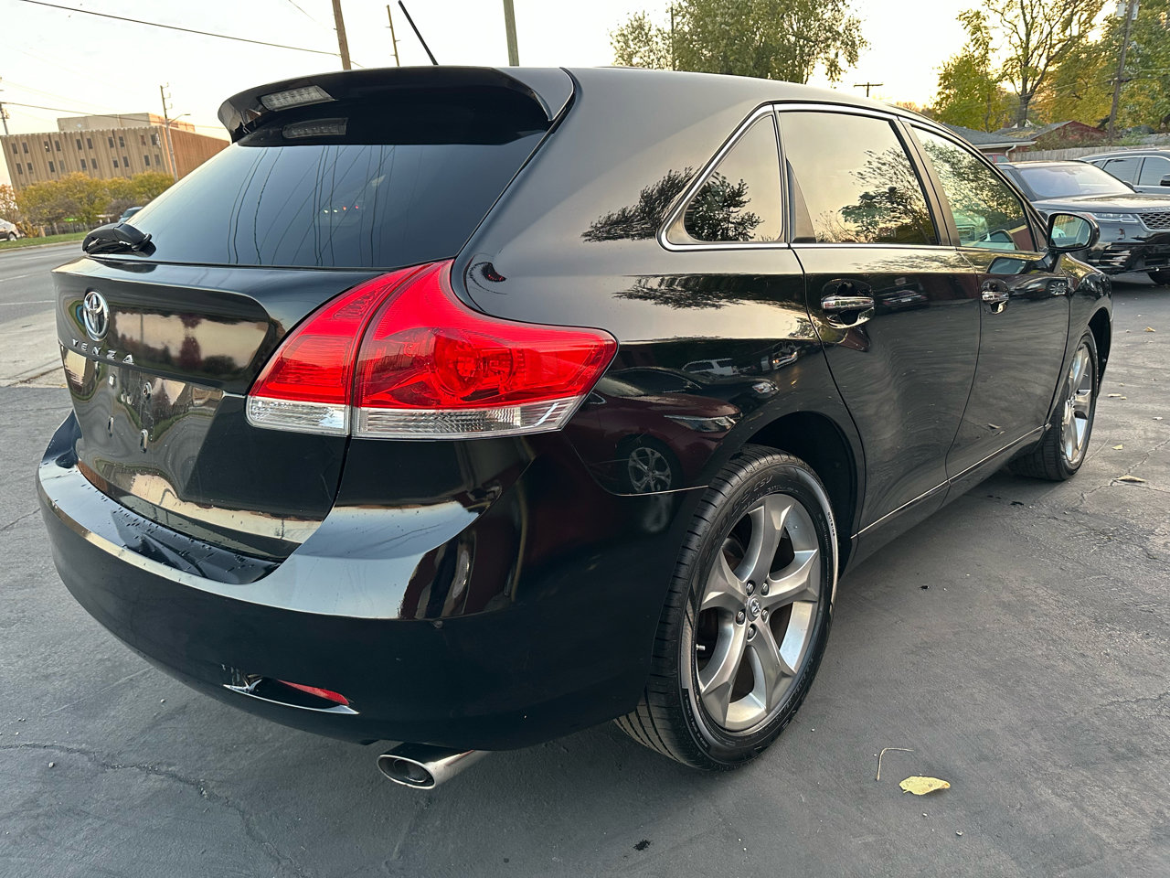 Used 2010 Toyota Venza image 8