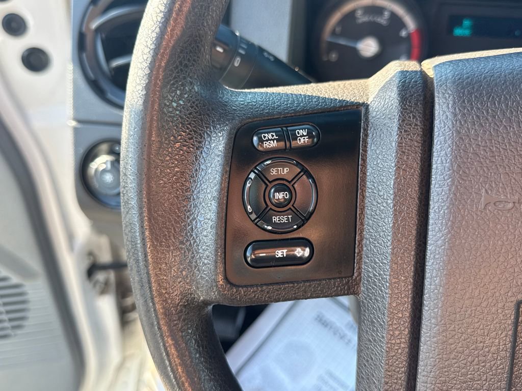 Used 2015 Ford F550 2WD Regular Cab Super Duty image 30