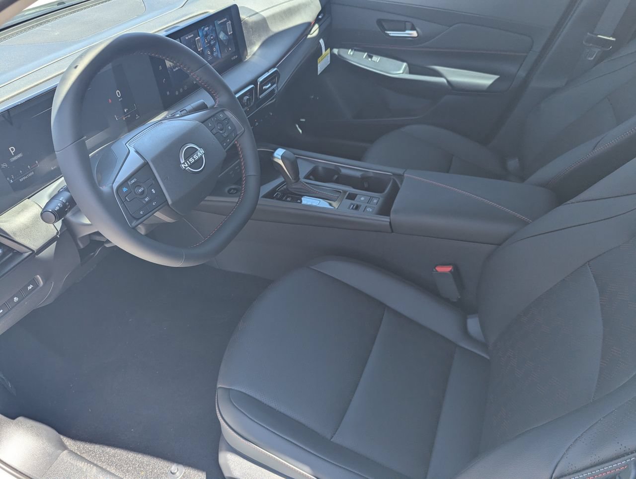 New 2026 Nissan Sentra SR w/ SR Premium Package FWD image 11