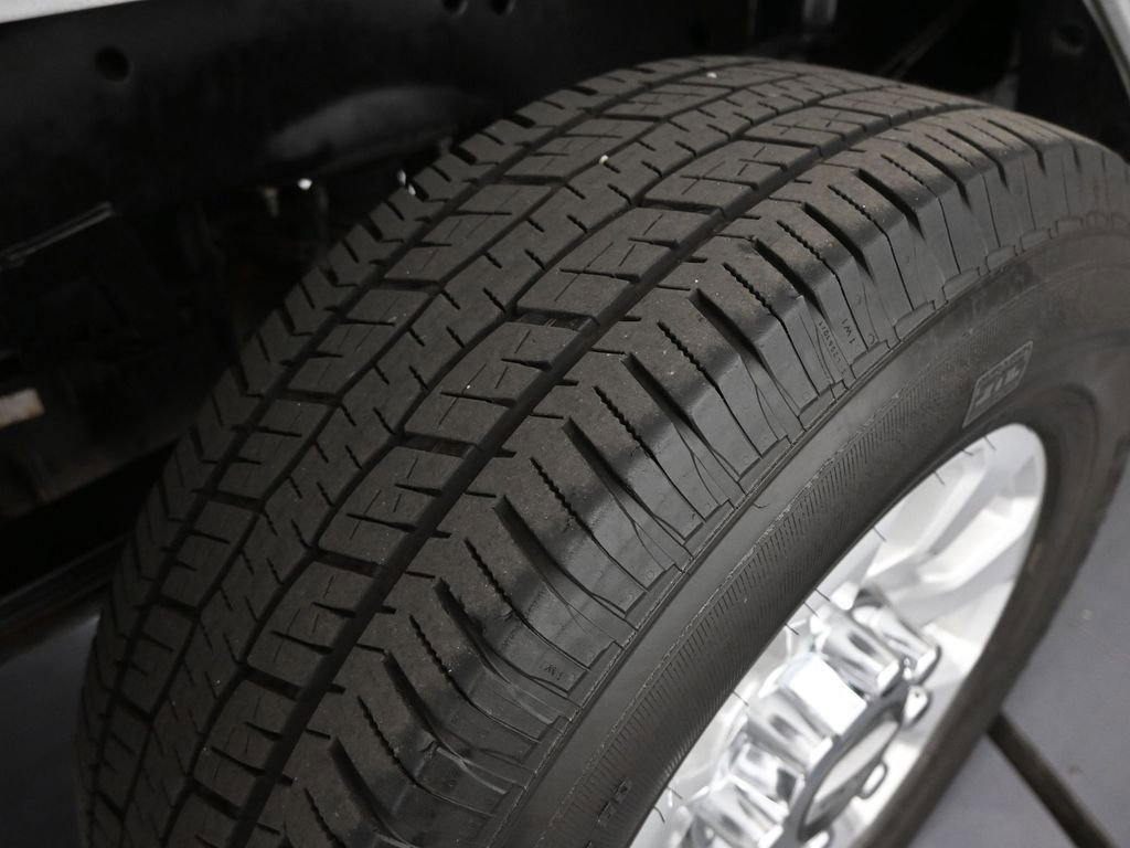 Used 2024 Ford F250 XLT image 42