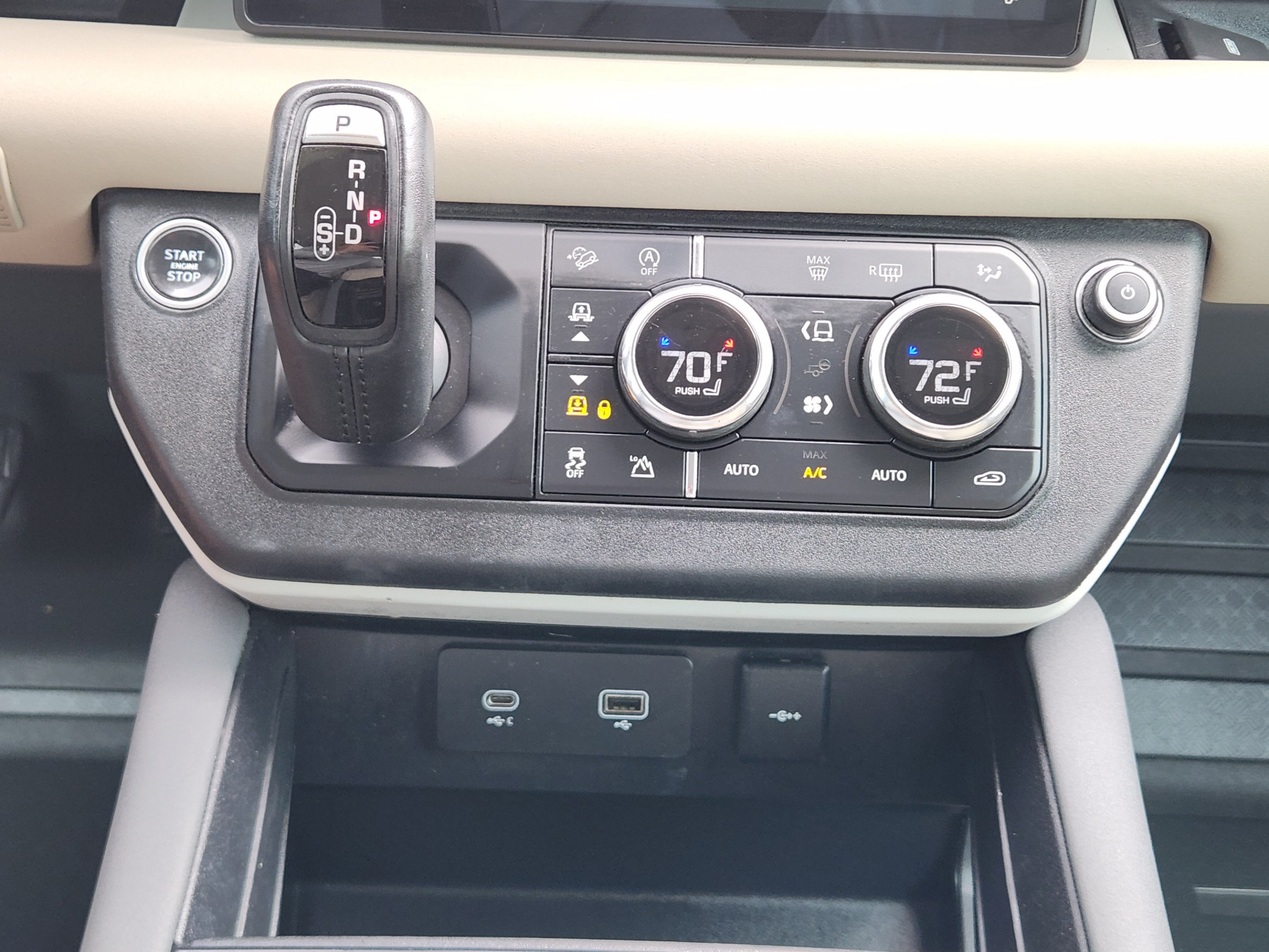 Used 2020 Land Rover Defender 110 SE AWD/4WD image 12