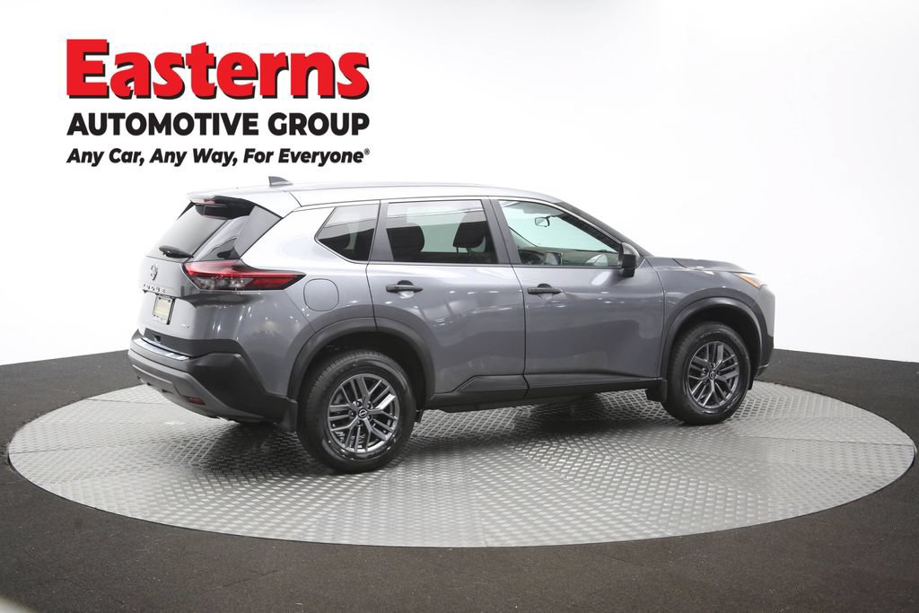 Used 2023 Nissan Rogue S AWD/4WD image 43