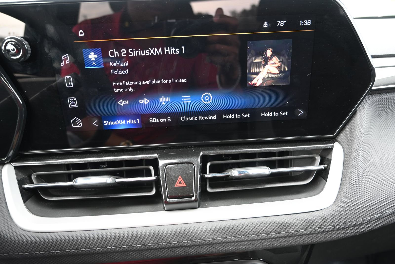 Used 2025 Chevrolet TrailBlazer LT image 14