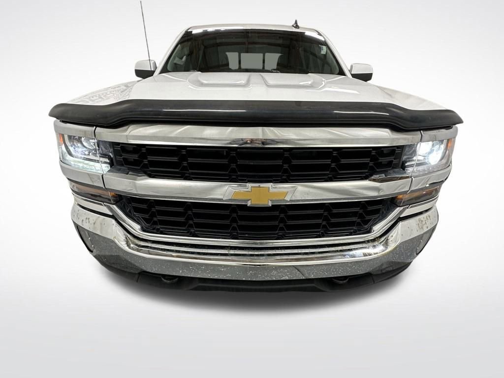 Used 2017 Chevrolet Silverado 1500 LT w/ All Star Edition image 3