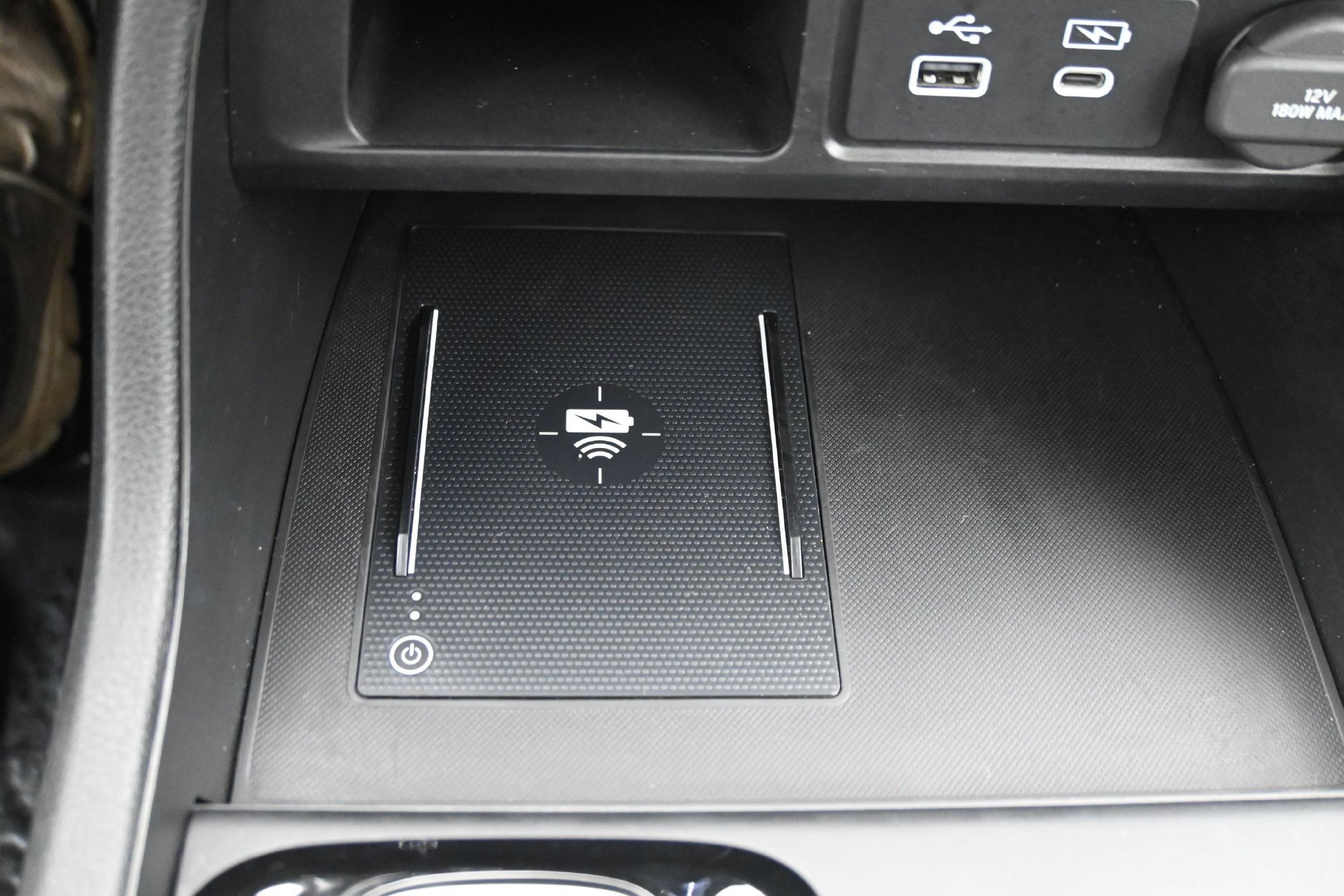 Used 2024 Honda Pilot Touring image 29