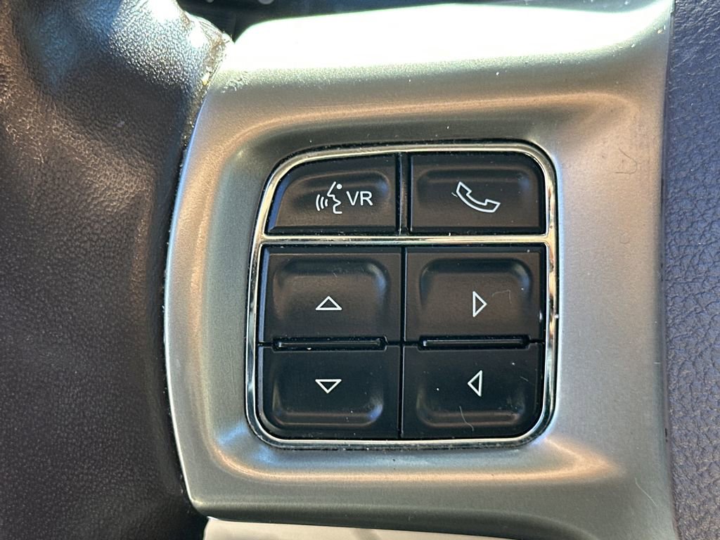 Used 2016 RAM 1500 Laramie w/ Convenience Group image 27