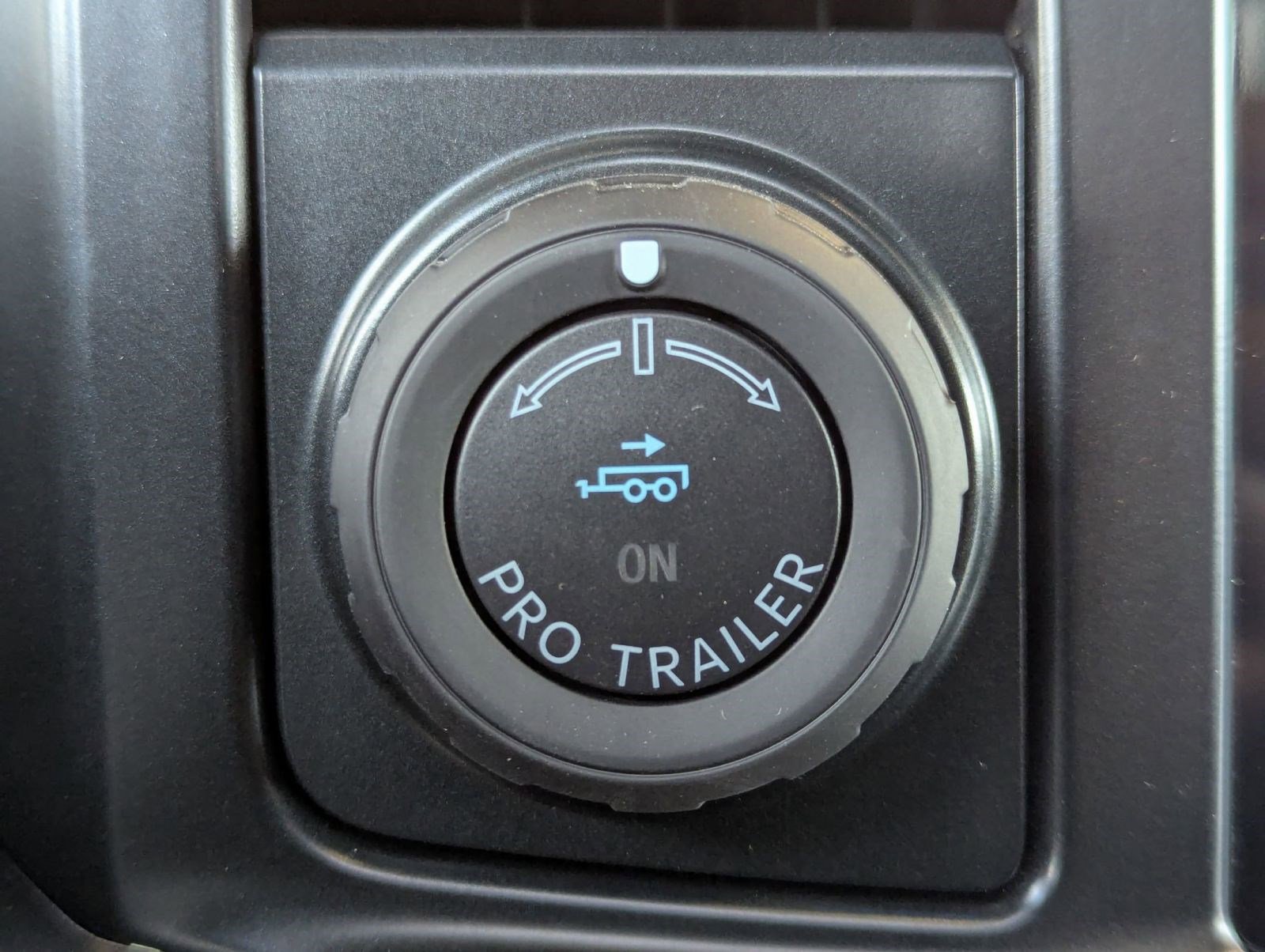 New 2026 Ford F250 Platinum image 30