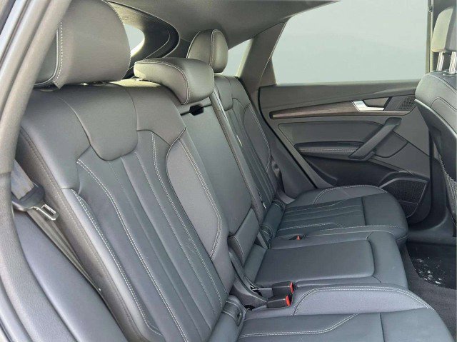 Certified 2025 Audi Q5 2.0T Premium Plus w/ Premium Plus Package image 27