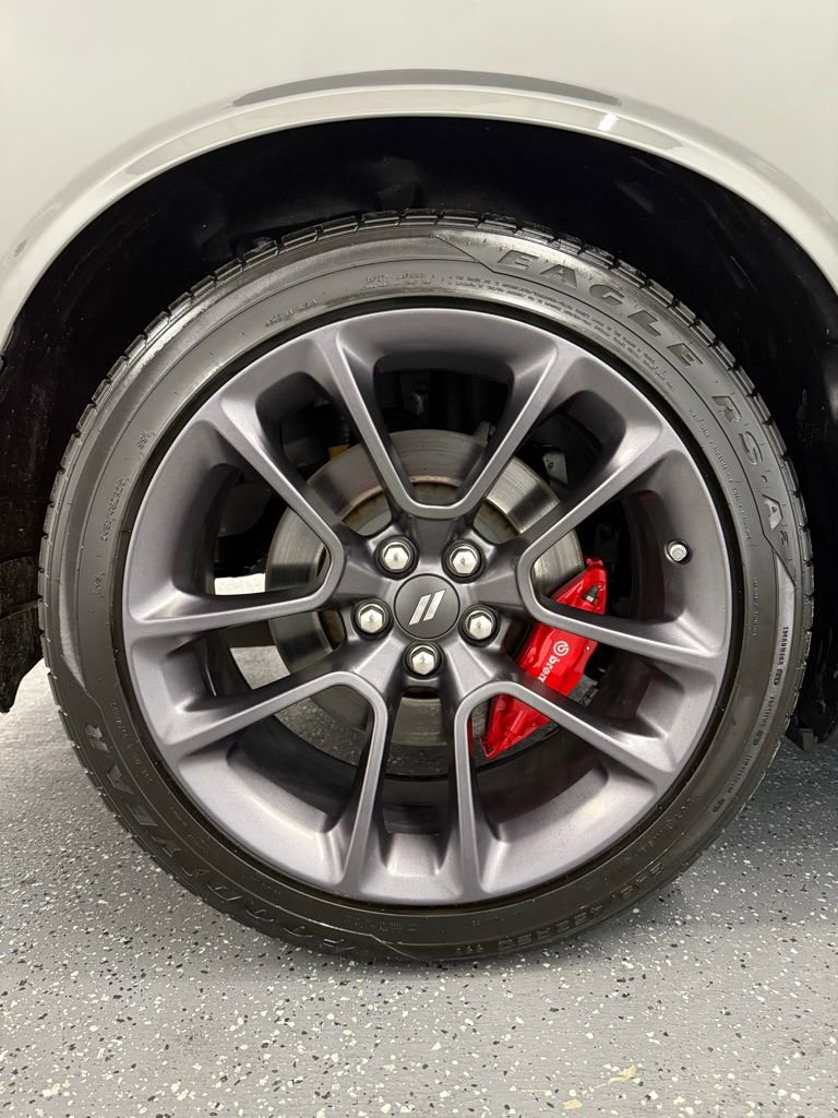 Used 2023 Dodge Challenger R/T w/ Performance Handling Group image 35