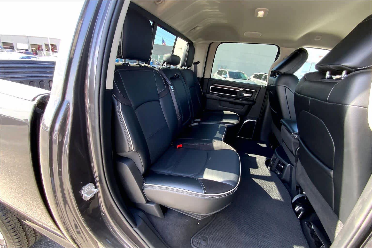 Used 2024 RAM 2500 Laramie w/ Safety Group AWD/4WD image 19