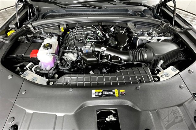 New 2025 Jeep Grand Cherokee Altitude image 2