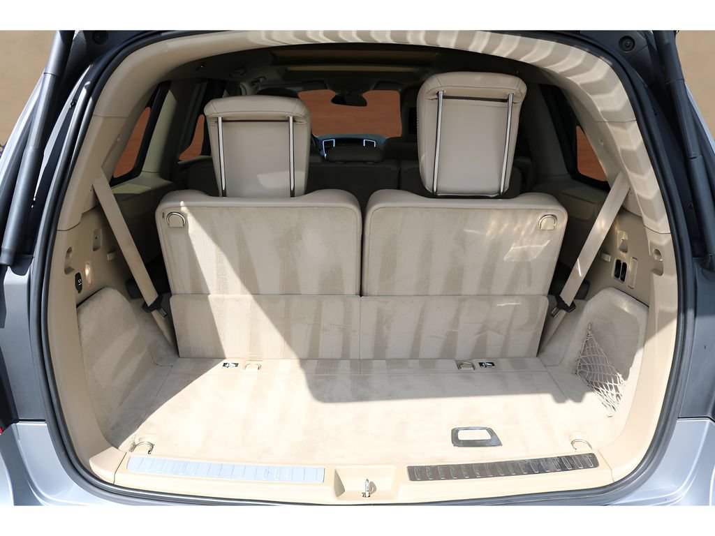 Used 2014 Mercedes-Benz GL 550 4MATIC image 19