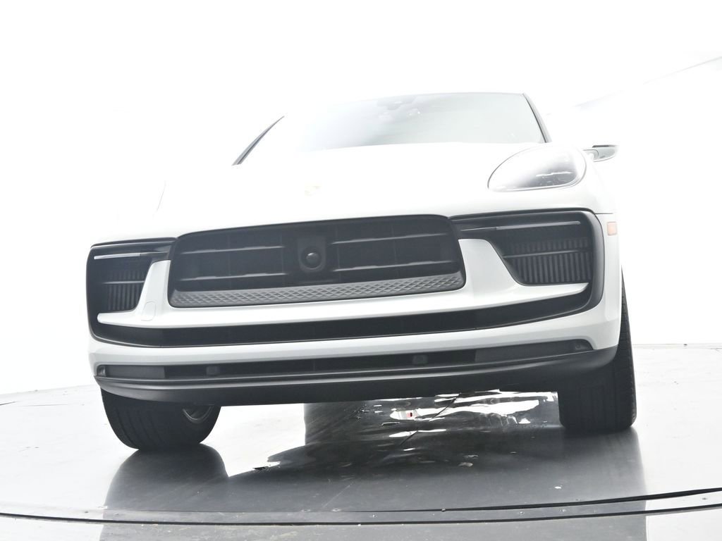 Certified 2023 Porsche Macan S AWD/4WD image 56