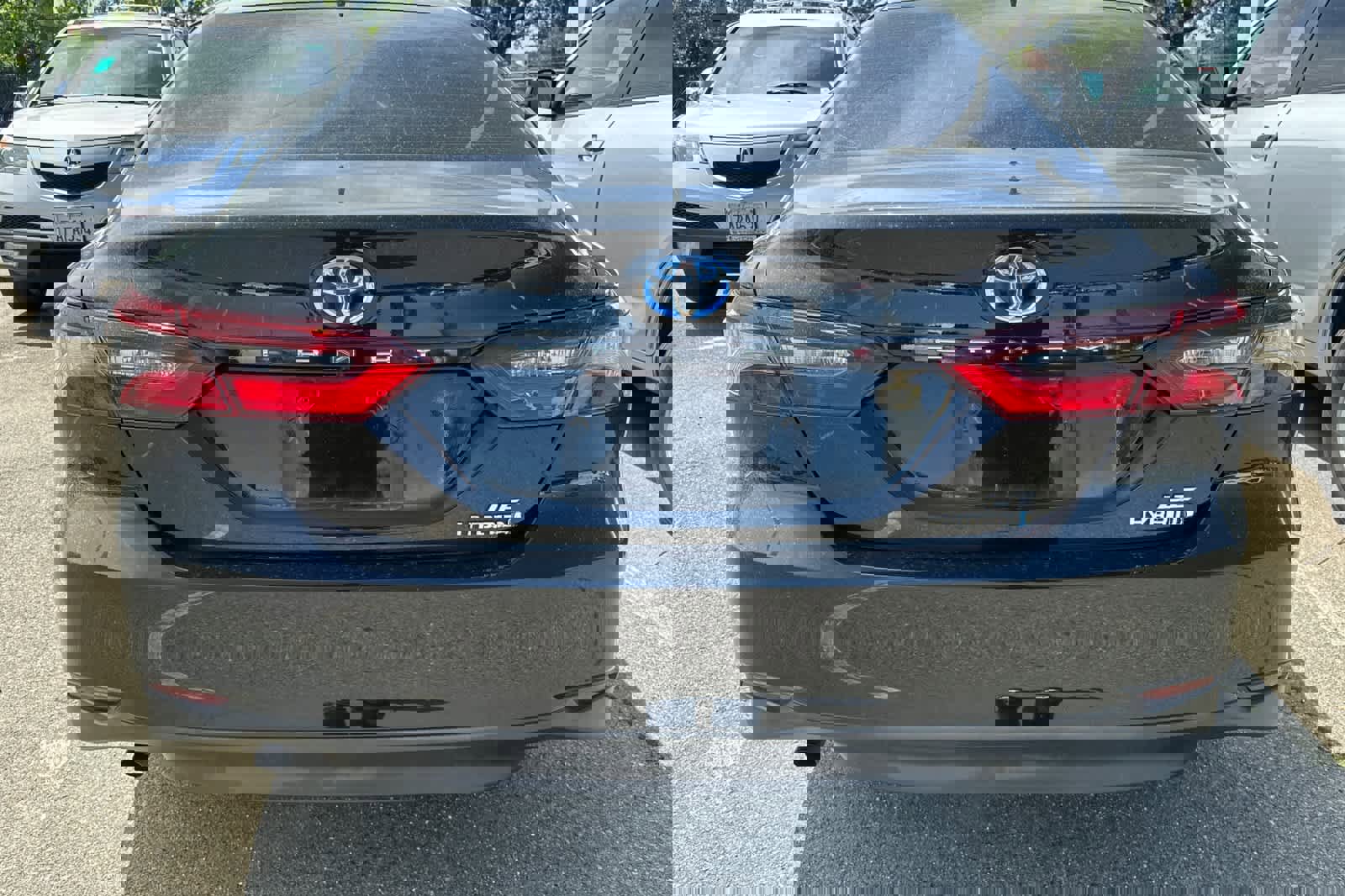 Used 2021 Toyota Camry LE FWD image 19