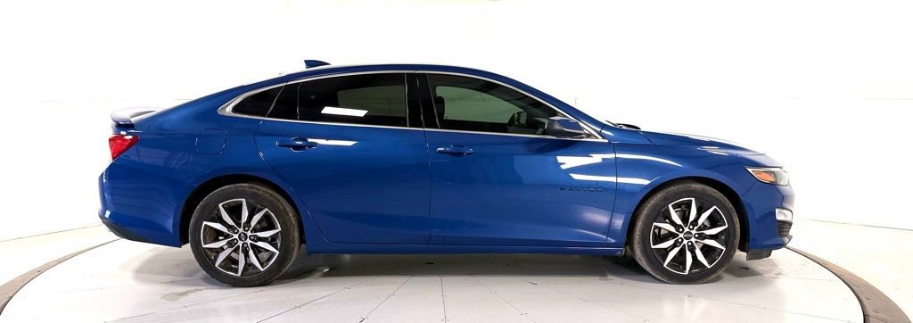 Used 2023 Chevrolet Malibu RS image 3