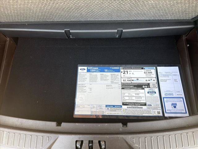 Used 2023 Ford Explorer King Ranch w/ Technology Package RWD image 25