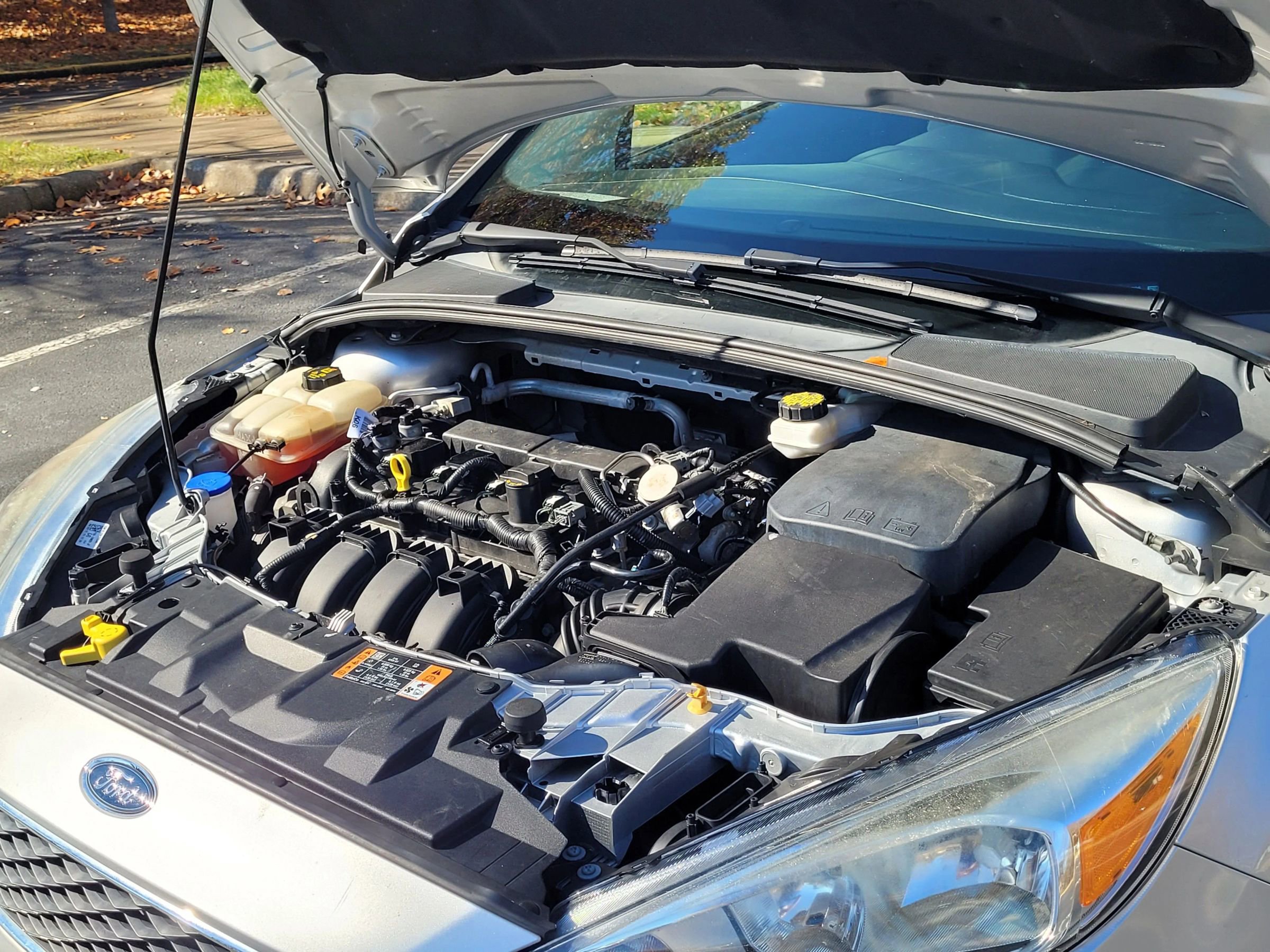 Used 2017 Ford Focus SE image 37