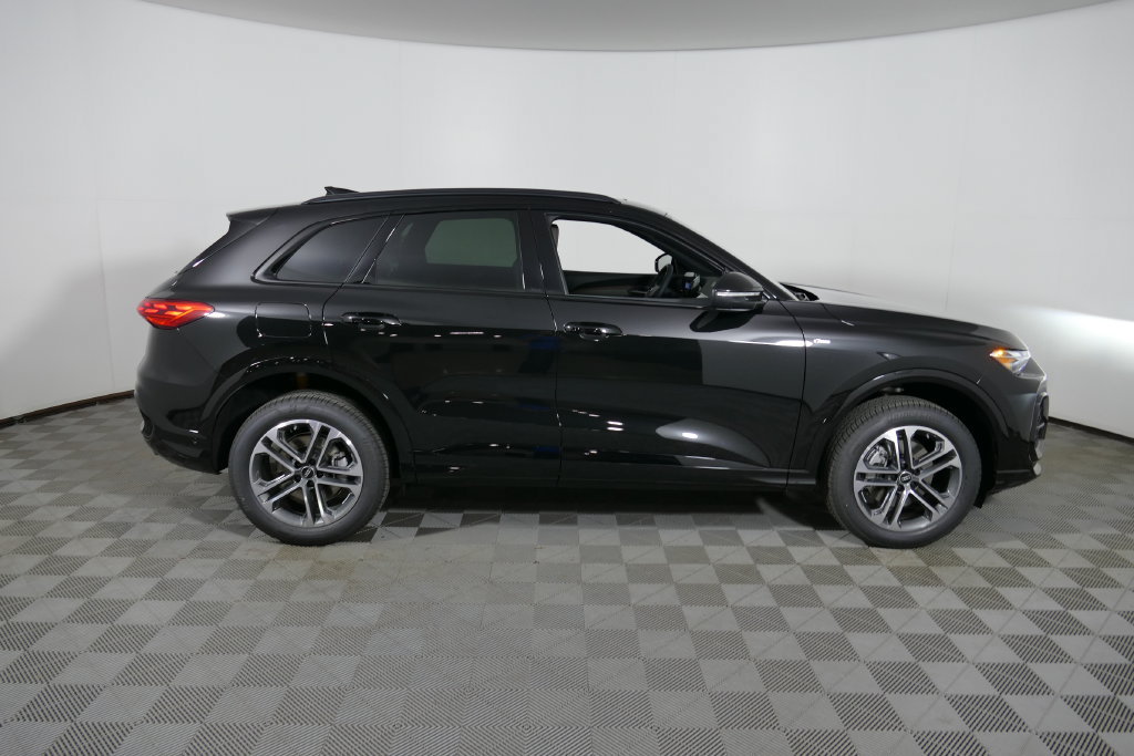 New 2026 Audi Q5 2.0T AWD/4WD image 2