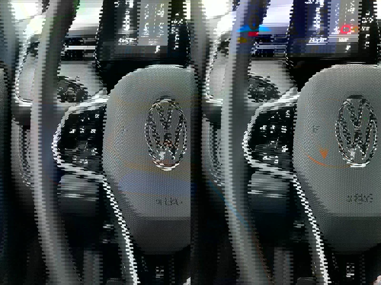 New 2025 Volkswagen ID. Buzz Pro S image 17