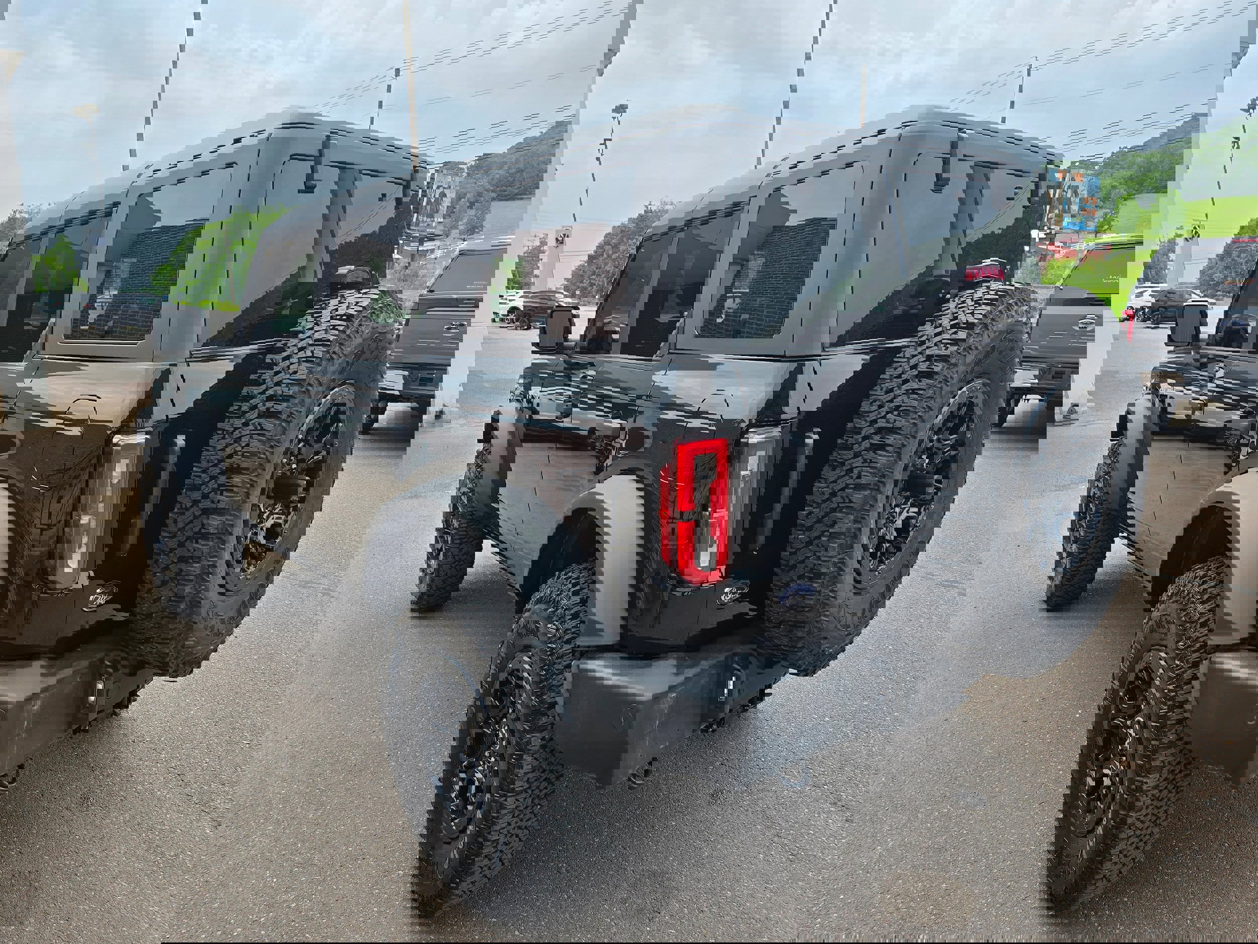 Used 2023 Ford Bronco Wildtrak image 5