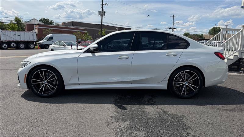 Used 2020 BMW 330i xDrive Sedan w/ M Sport Package AWD/4WD image 3