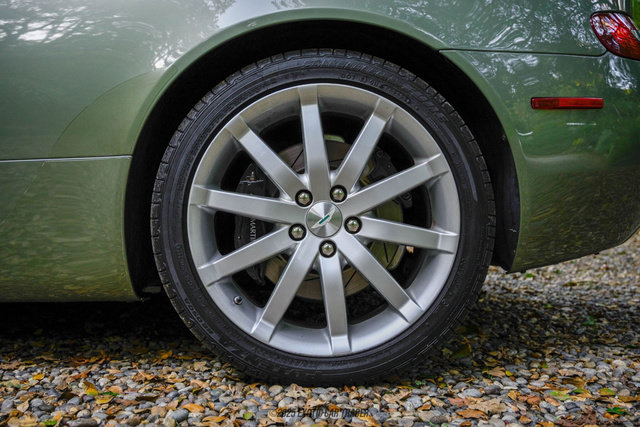 Used 2006 Aston Martin DB9 Volante RWD image 58