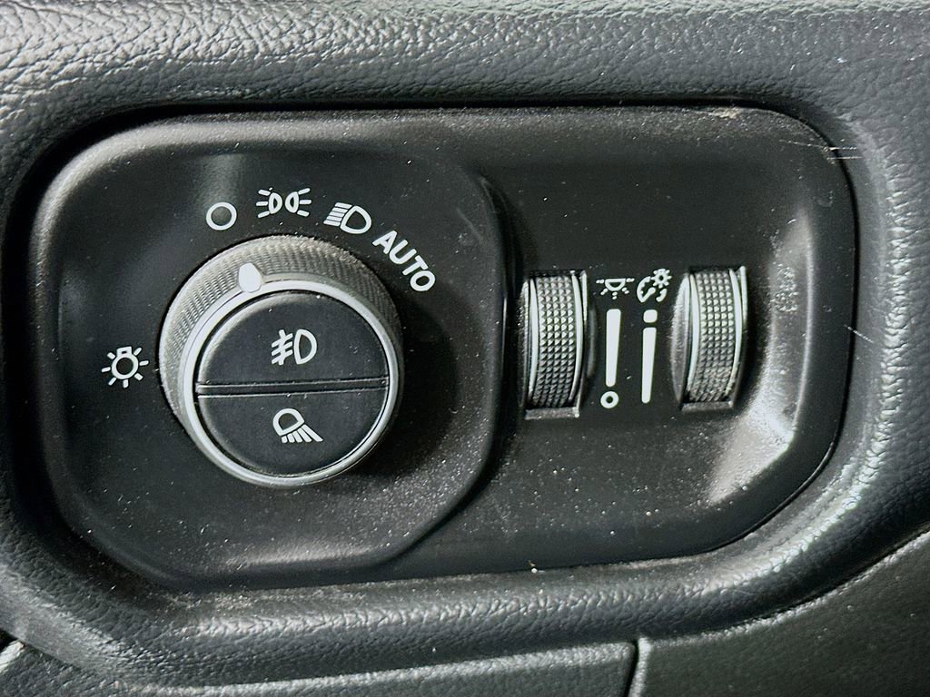 Used 2020 RAM 2500 Lone Star w/ Level 2 Equipment Group image 10