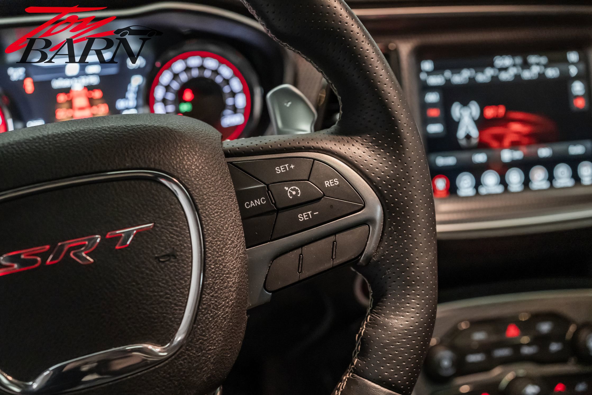 Used 2017 Dodge Challenger SRT Hellcat image 33