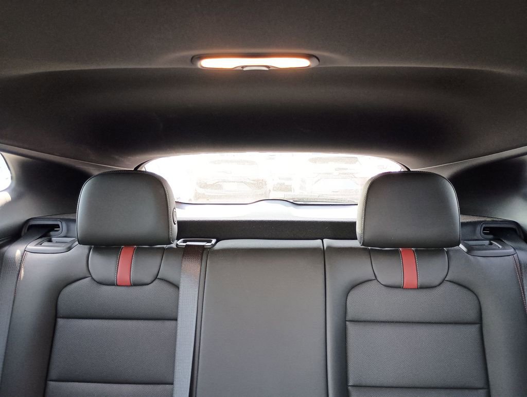 Used 2025 Chevrolet Trax RS w/ Sunroof Package FWD image 13