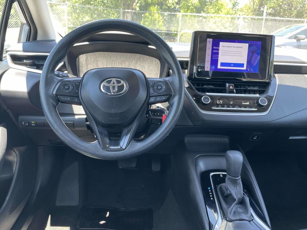Used 2024 Toyota Corolla LE FWD image 16