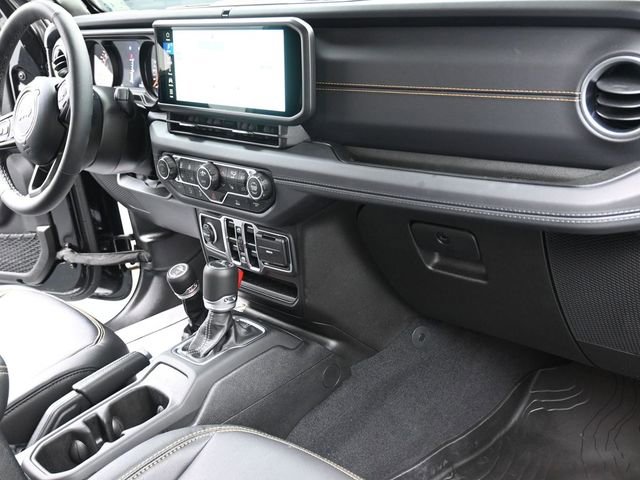 Used 2025 Jeep Gladiator Sport image 26